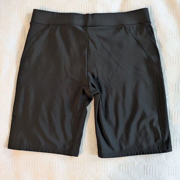 Under Armour Biking/running/yoga shorts Size Large. - Picture 2 of 5